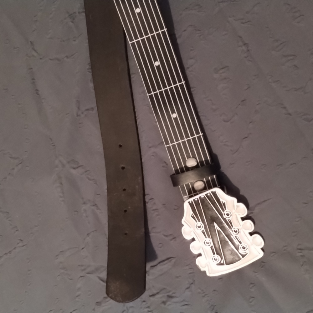 Guitar belt